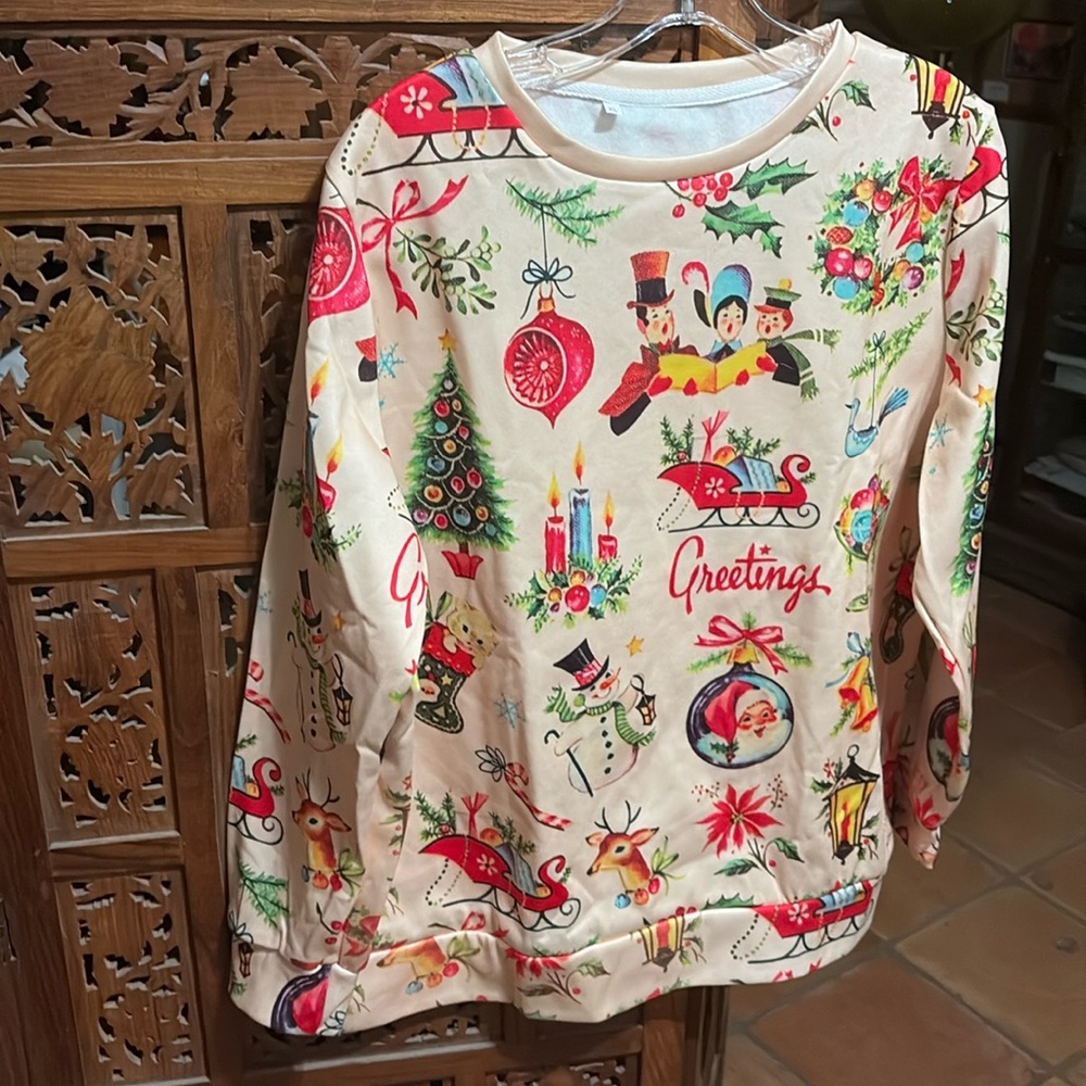 NWOT Vintage Style Christmas Theme Sweatshirt